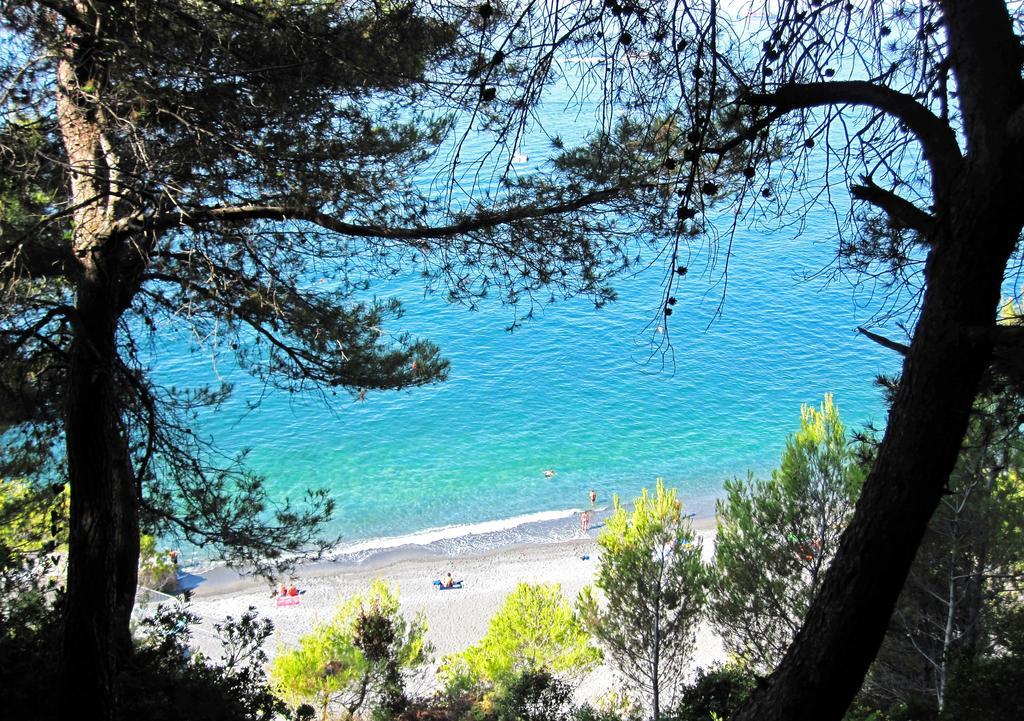 Gambero Nero Hotell Tellaro Exteriör bild